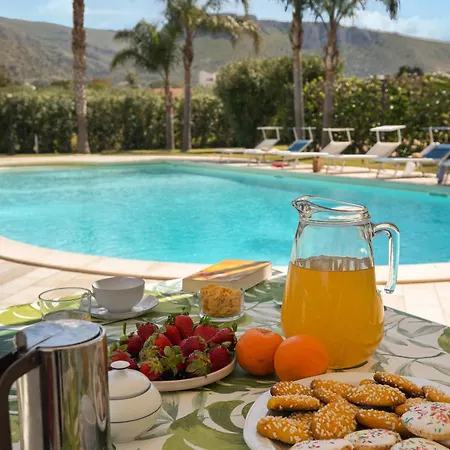 Panoramica Con Piscina Sul Mare Villa *